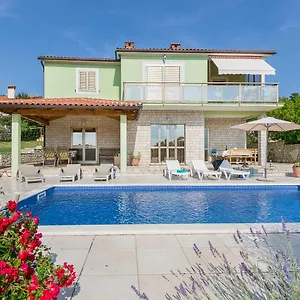  Apartment Cekada